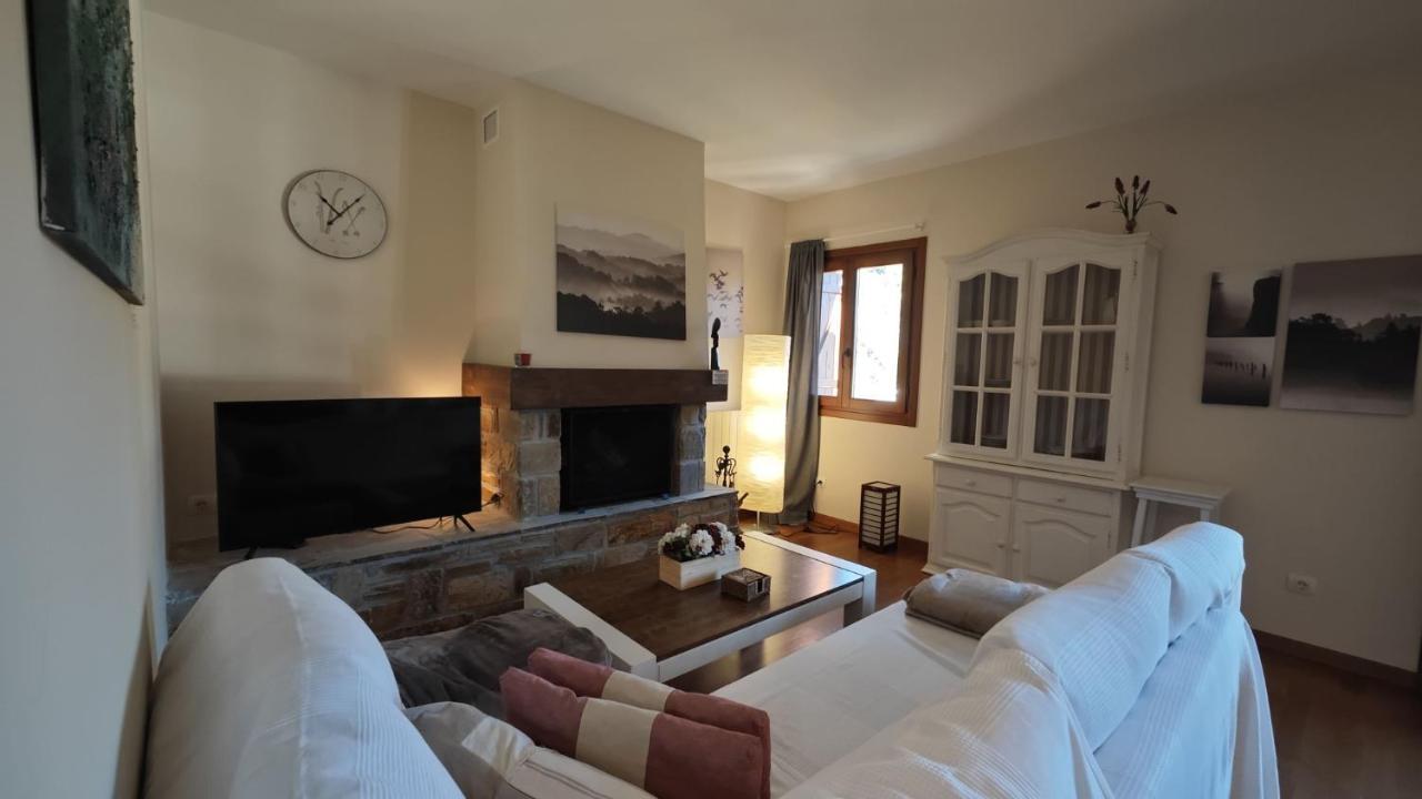 Villa R'Arco - Tucasaenlospirineos Escarrilla Eksteriør bilde