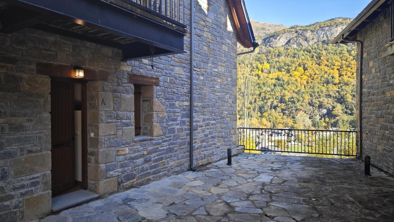 Villa R'Arco - Tucasaenlospirineos Escarrilla Eksteriør bilde